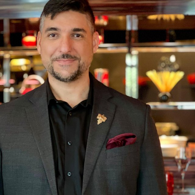 Henrique Castillo, Head Sommelier